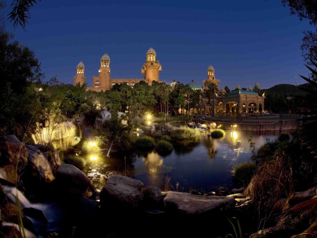 The Palace Of The Lost City At Sun City Resort Екстер'єр фото