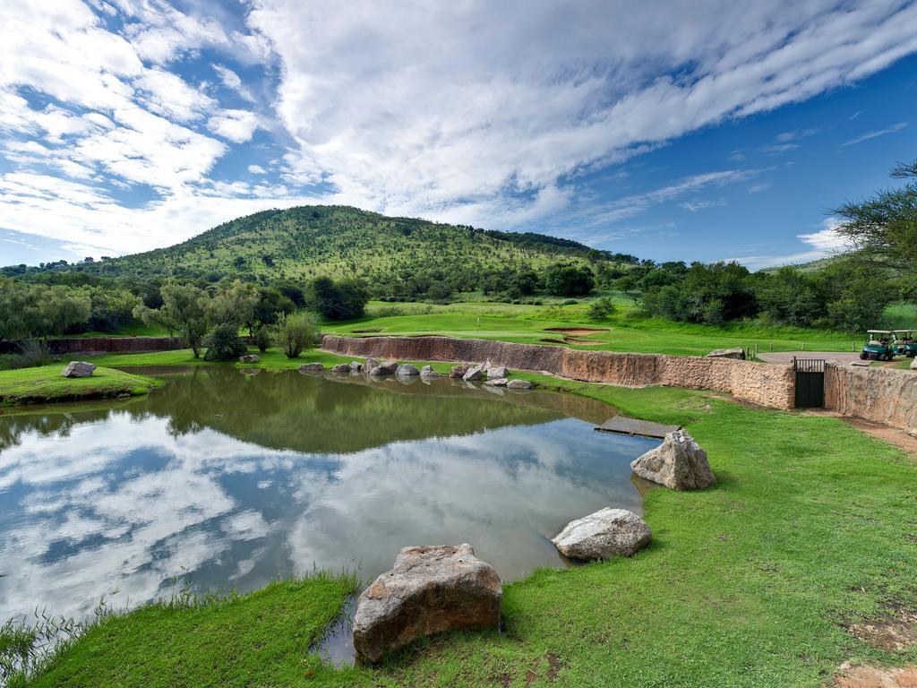 The Palace Of The Lost City At Sun City Resort Екстер'єр фото